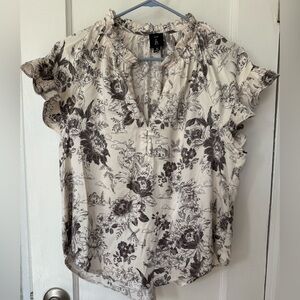 Floral Ruffle Sleeve Blouse